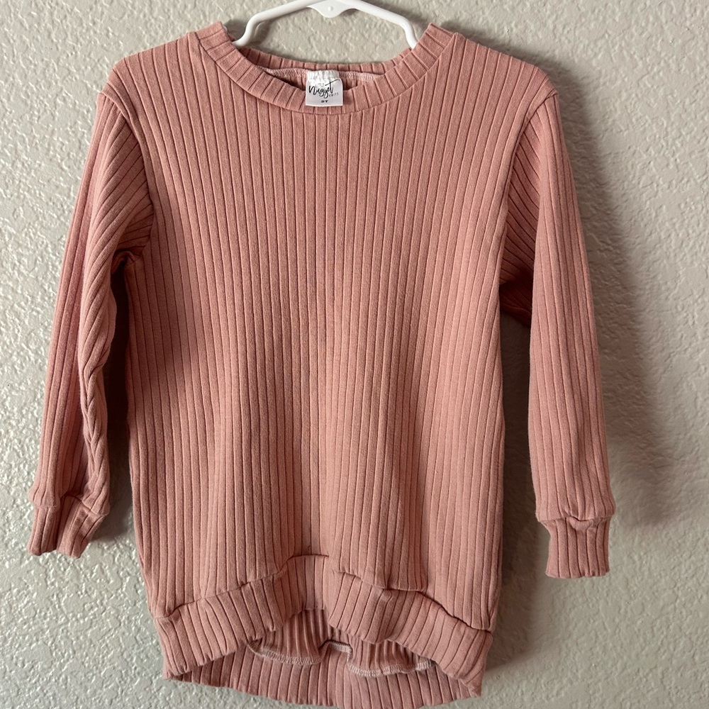 Little Nugget Knits Ballet Pink Ribbed Sweater size 2T